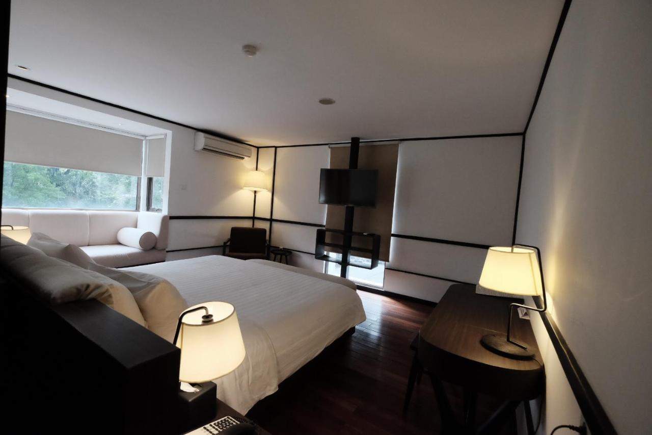 Namin Dago Hotel Bandung Exterior photo